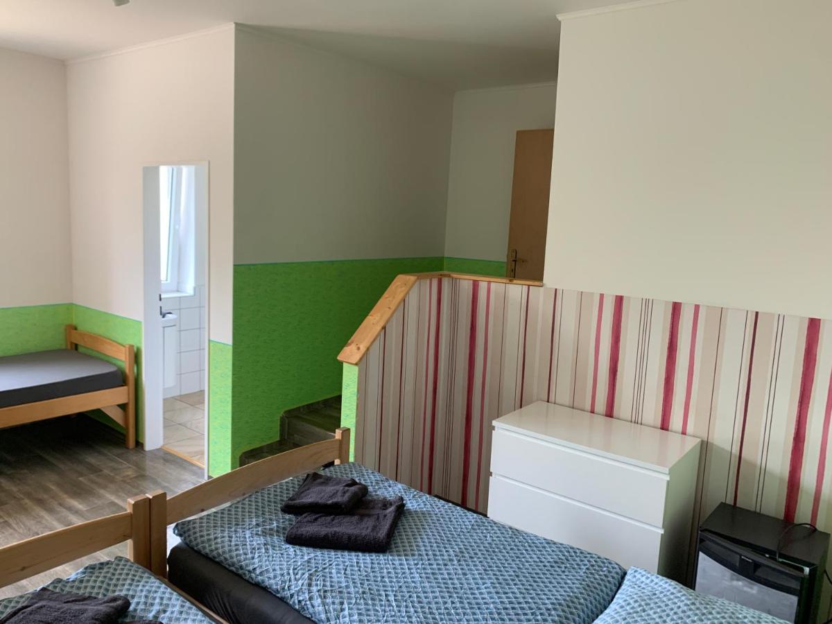 Penzion U Jezera Hotell Konstantinovy Lázně Exteriör bild
